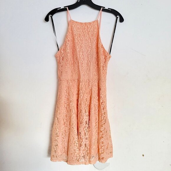 NEW Forever 21 Blush Pink Floral Lace Sleeveless Keyhole Back Dress Size Small - Picture 4 of 17